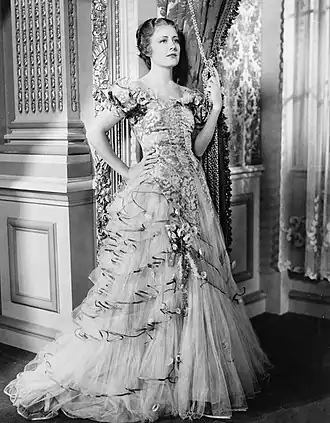 Irene Dunne in Stingaree (1934)