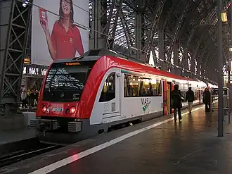 Twee treinen van de "Odenwaldbahn" op 15 oktober 2007 in Frankfurt Hauptbahnhof