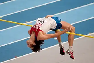 Oechov 2,38 m hoog tijdens de EK indoor 2011, Parijs
