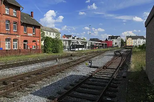 Het oude treinstation en het nieuwe busstation te Beckum