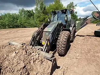 JCB 4CX-M van 11 Gncie Lumbl (2012)