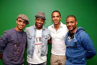 JLS tijdens een interview in Chicago (2010)