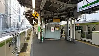 Perron op de Yamanote-lijn