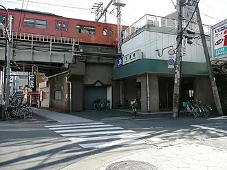 Ingang van het JR station