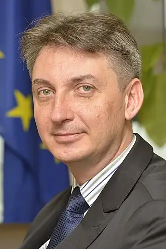 Jacek Dominik