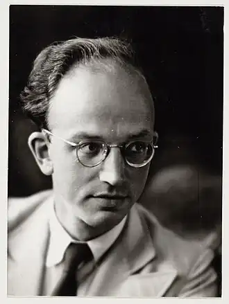 George van Renesse (circa 1945)