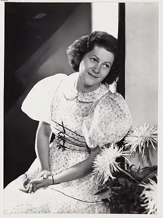 Dora Schrama in 1952 vastgelegd door Jacob Merkelbach