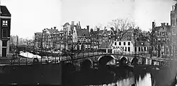 Kruising Herengracht / Brouwersgracht; 1862.