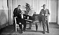 Met Louis Davids (rechts) en pianist H. Davids (midden), 1930