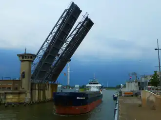 Gezien vanuit het noorden, geopend voor een zeeschip, 2016.