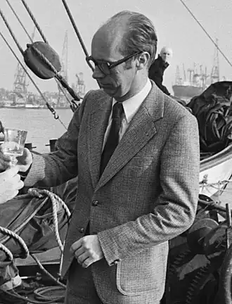 J.J.L. Pastoor (1976)