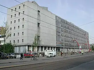 JSI vlak voor de sloop in 2004