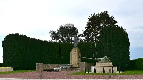 Gedenkplaats voor de Franse cavalerie die hier in 1940 weerstand bood