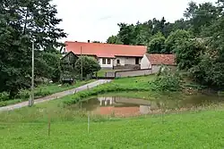 Huis in het dorp (2016)