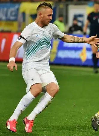 Kurtić in 2015 als speler van Slovenië