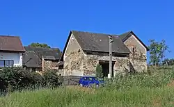 Ouder huis in het dorp (2015)