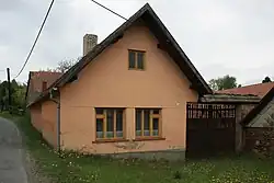 Huis in het dorp (2011)