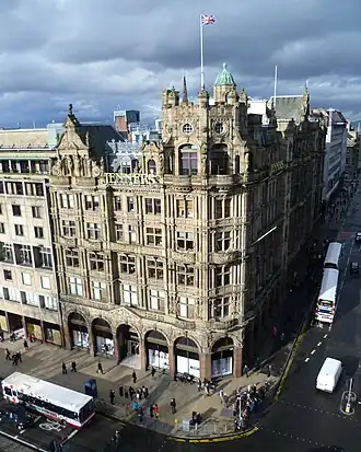 Het warenhuisgevbouw aan Princes Street