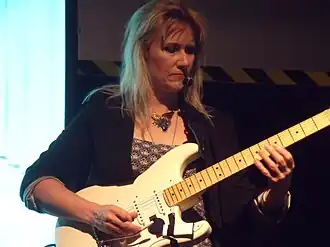 Jennifer Batten in Glasgow (20 februari 2010)