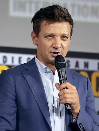 Renner tijdens de San Diego Comic-Con in 2019