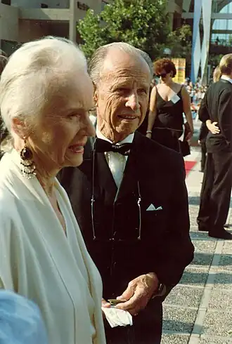 Jessica Tandy en Hume Cronyn bij de Emmy Awards van 1988