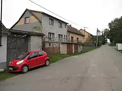 Straat in het dorp (2014)