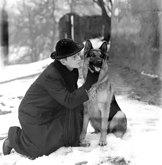 Jo De Meyere als kapelaan Erik Odekerke in Dagboek van een herdershond (1979)