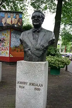 Johnny Jordaan (1991), Johnny Jordaanplein, Amsterdam