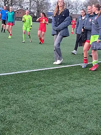 Bussman (links) tijdens een wedstrijd van Jong FC Twente