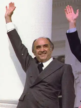 José López Portillo (1977)