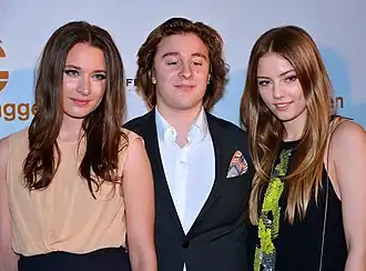 Josefin Asplund en Sofia Karemyr bij het Guldbagge-gala op 21 januari 2013