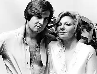Taylor met echtgenoot Joseph Bologna (1974)