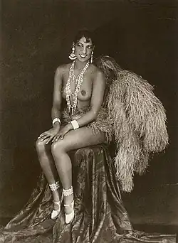 Josephine Baker (1927), Lucien Waléry