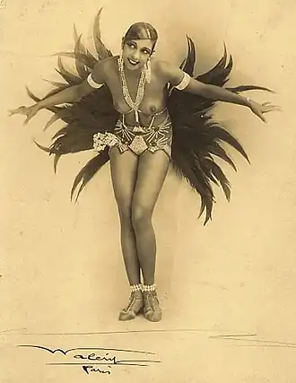 Josephine Baker in verenpak in La Revue des Revues (1927), Lucien Waléry