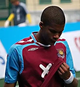 Spence in 2008 als speler van West Ham United