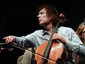 Julian Lloyd Webber in 2013