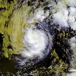 Foto of weerkaart van orkaan