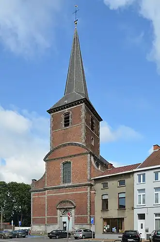 Vooraanzicht van de Sint-Sulpitiuskerk