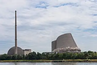 opblazen van koeltoren (9 augustus 2019)