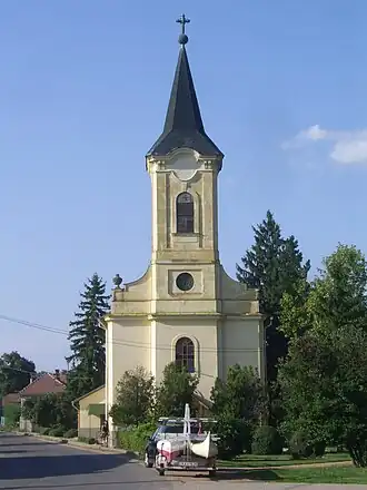 Kerk in Kőtelek