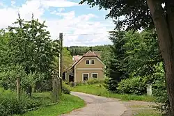 Huis in het dorp (2016)