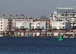 Zuidwestelijke watervilla's