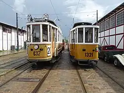 Motorwagen KS 437 en bijwagen KS 1321.