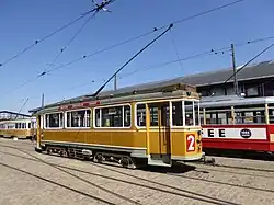 Vierassige motorwagen KS 587 (bouwjaar 1940).