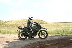 De KTM LC 4 400 LS-E werd in april 2004 door de Nederlandse Koninklijke Landmacht in gebruik genomen