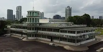 Terminal van de voormalige luchthaven