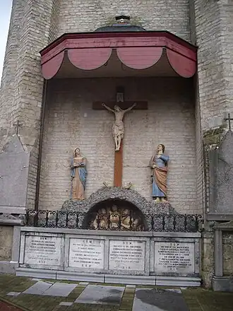 Calvarie aan de kerk van Schellebelle