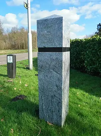 Gedenkteken aan de Kampweg