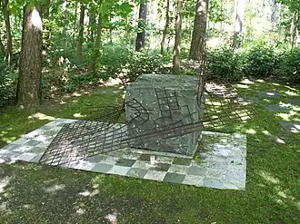 Monument voor de vrijmetselaars op de begraafplaats Bockhorst/Esterwegen