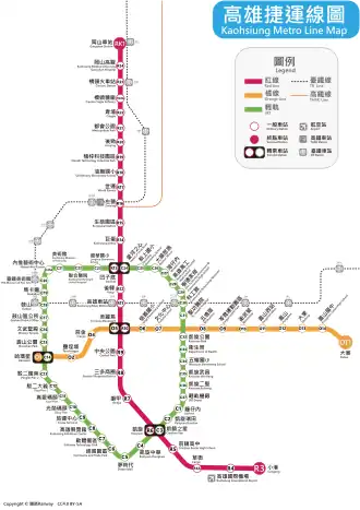 Spoorkaart van Kaohsiung Spoorkaart van Kaohsiung (vergroot bij aanklikken) Metrolijnen: rood en oranje. Hoofdspoorlijn in grijs, hogesnelheidslijn in oranje-wit en geplande lijnen in diverse lichte kleuren